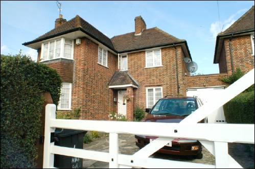 06 Harford Walk